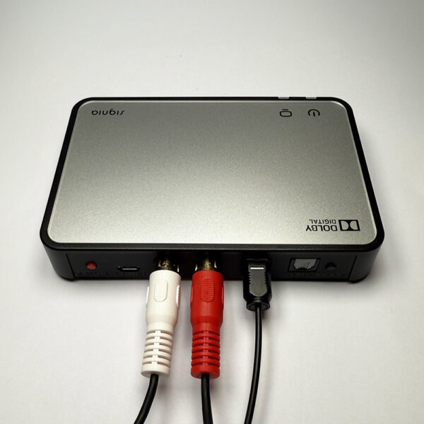 Signia tv streamer with cables plugged in
